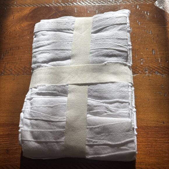 Pottery Barn Camille Sham King New - Picture 3 of 4